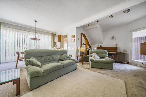 4 bedroom detached house for sale, Mays Hill Road, Bromley