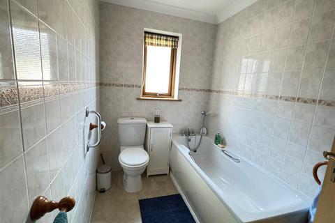 3 Appledene Close, Rayleigh, SS6 9JL