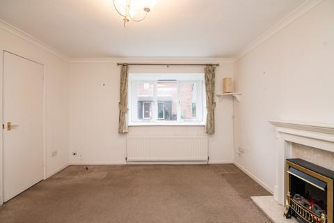 2 bedroom ground floor flat for sale, Oakhurst Drive, Bromsgrove B60