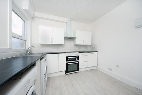 2 bedroom flat to rent, Northfield Avenue, W13