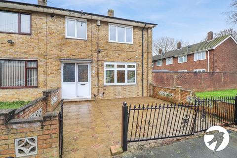 3 bedroom terraced house to rent, Ampleforth Road, London, SE2