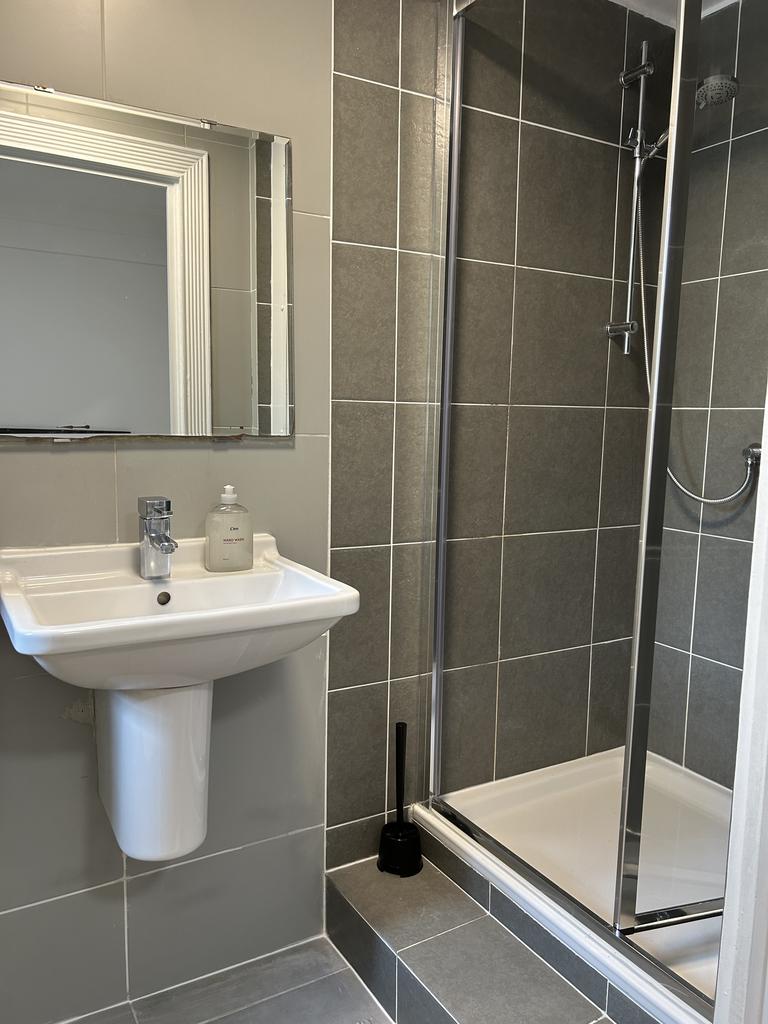Bathroom 2