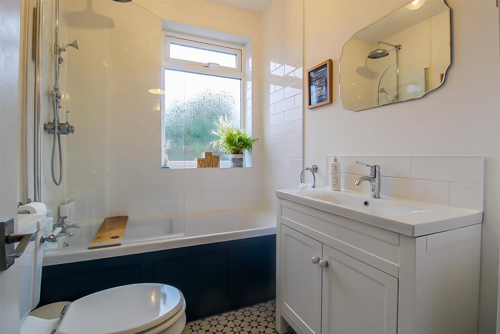 Bathroom/w.c.
