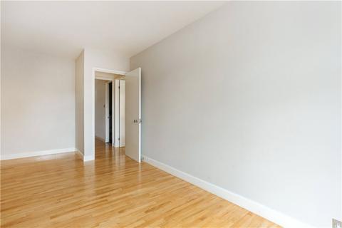 1 bedroom flat for sale, The Circle, Queen Elizabeth Street, London, SE1