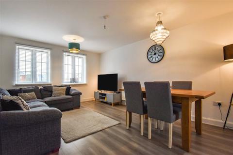 2 bedroom apartment for sale, Masterson Close, Aldershot GU11