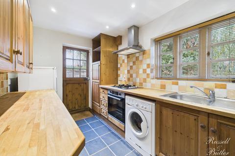 2 bedroom cottage for sale, North End Square, Buckingham