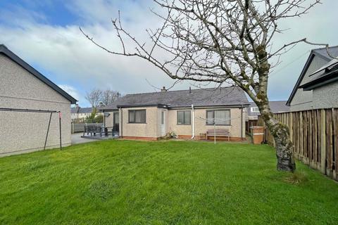 3 bedroom bungalow for sale, Llanrug, Caernarfon, Gwynedd, LL55