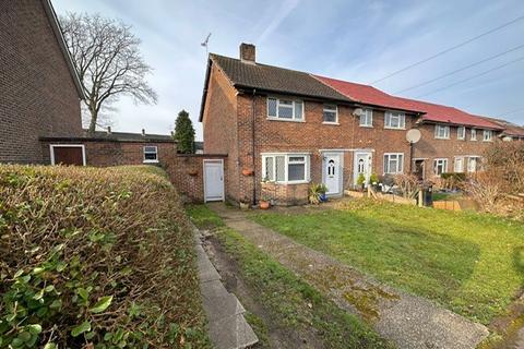 3 bedroom end of terrace house for sale, WOKING