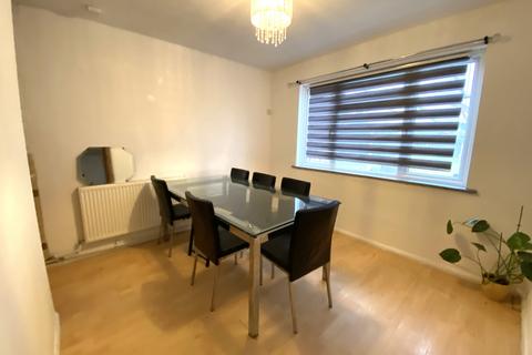 3 bedroom end of terrace house for sale, WOKING