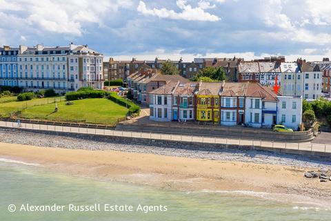 7 bedroom terraced house for sale, Beach Houses, Royal Crescent, Margate, CT9