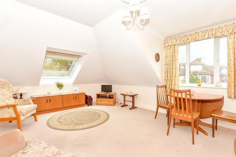 1 bedroom flat for sale, Sea Front, Hayling Island, Hampshire