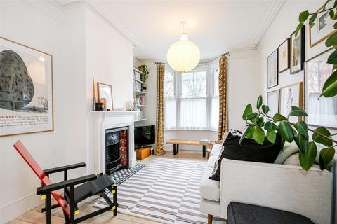 16 Kingsdown Road, London, E11 3LP