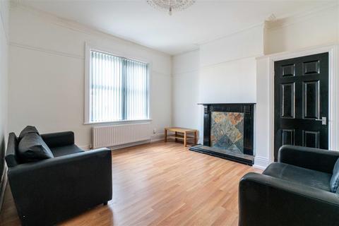 4 bedroom end of terrace house to rent, *Available NOW* - Prospect Place, Fenham, NE4