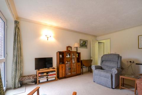 1 bedroom ground floor flat for sale, Custerson Court, Saffron Walden