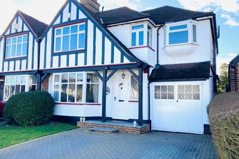 4 bedroom semi-detached house for sale, Parkside Drive, Edgware HA8