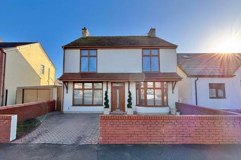 4 bedroom detached house for sale, Poulton Road, Fleetwood FY7