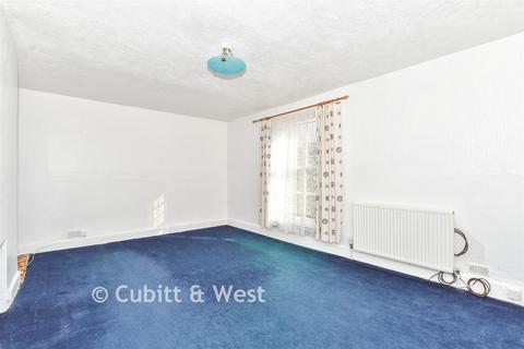 2 bedroom terraced house for sale, Cavendish Street, Chichester, West Sussex