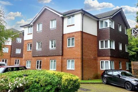 2 bedroom apartment for sale, Three Bridges Road, Crawley