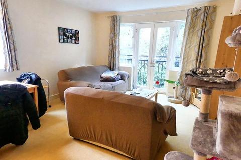 2 bedroom apartment for sale, Three Bridges Road, Crawley