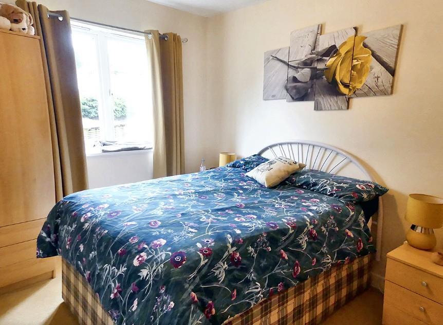 Bed.jpg