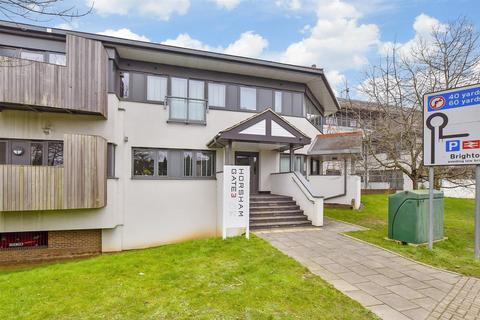 1 bedroom flat for sale, North Street, Horsham, West Sussex