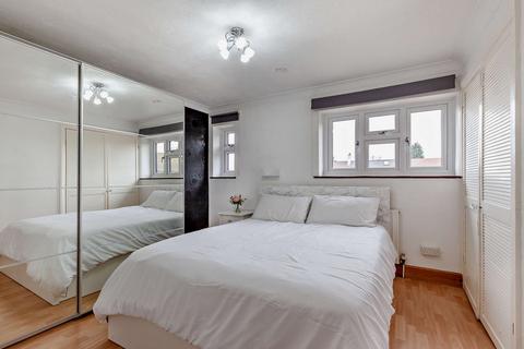 20 Anson Close, Romford, RM7 8HU