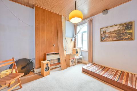 3 bedroom maisonette for sale, Drayton Road, Harlesden, London, NW10