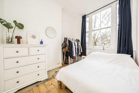 2 bedroom flat for sale, Peckham Rye, London SE22