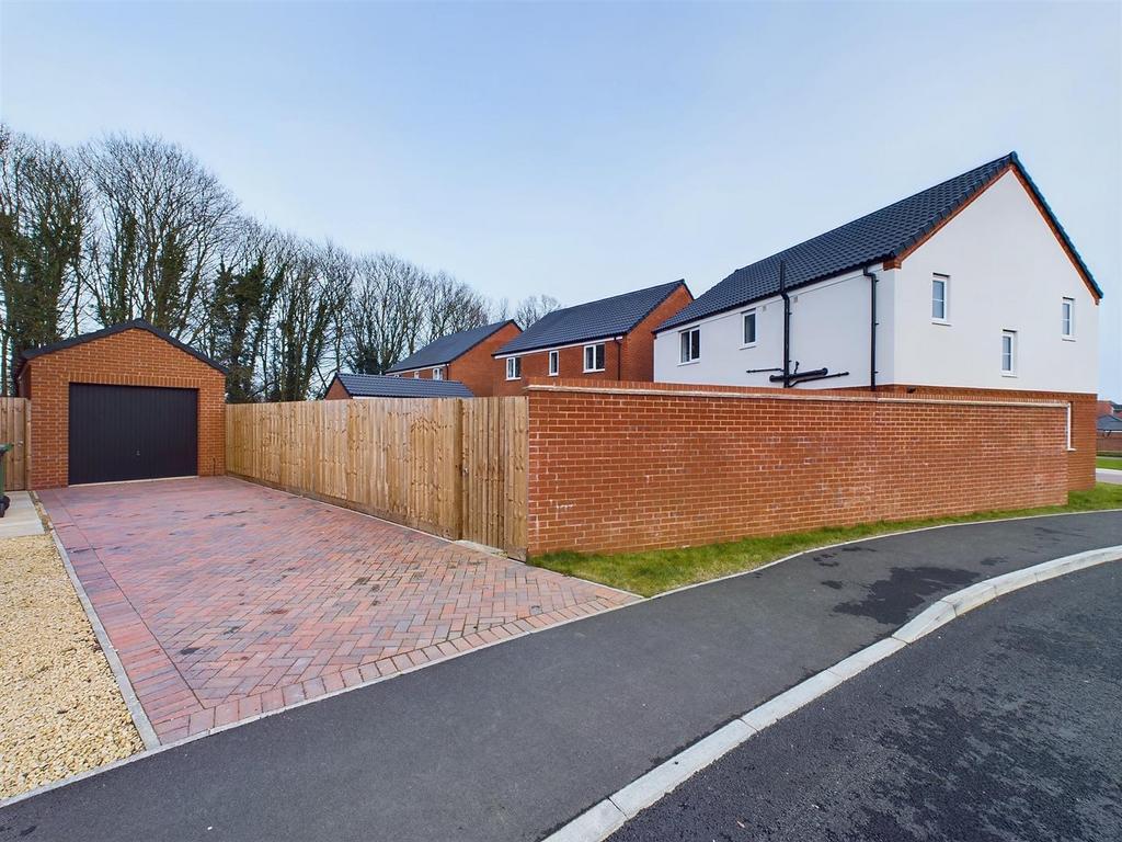 Driveway & Garage