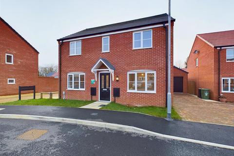 4 bedroom detached house for sale, Lancaster Road, Swaffham