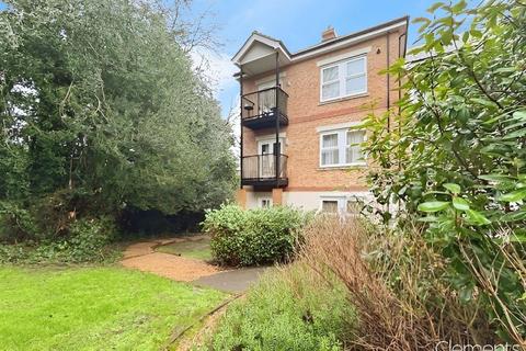 44 Adrian Close, Hemel Hempstead, HP1 1AW