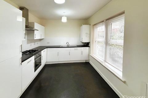 44 Adrian Close, Hemel Hempstead, HP1 1AW