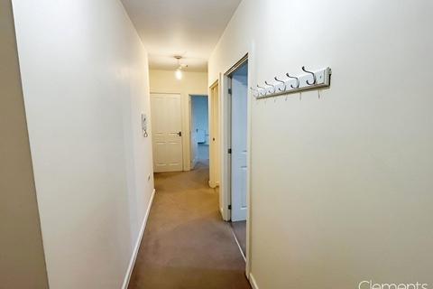 44 Adrian Close, Hemel Hempstead, HP1 1AW
