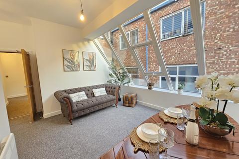 1 bedroom flat to rent, Crabbery Street, ST16 2BE