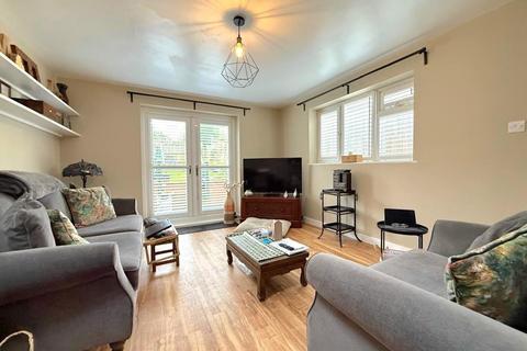 31 Romany Road, Northampton, NN2 7DB