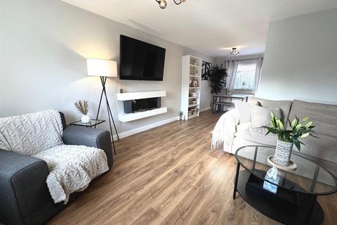51 Hencroft, Leek, ST13 8EZ