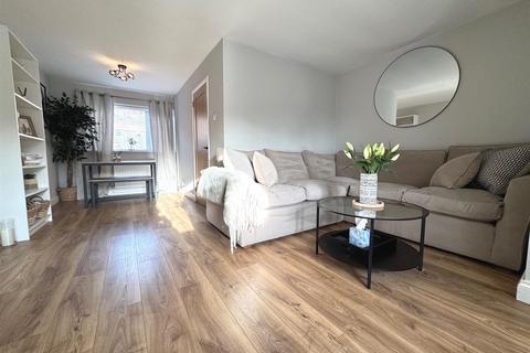 51 Hencroft, Leek, ST13 8EZ