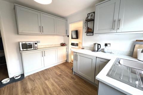 51 Hencroft, Leek, ST13 8EZ