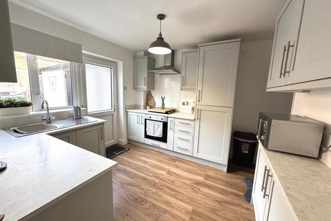 51 Hencroft, Leek, ST13 8EZ