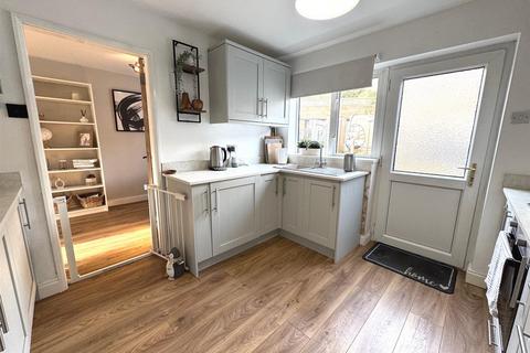 51 Hencroft, Leek, ST13 8EZ