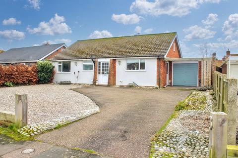 3 bedroom detached bungalow for sale, Pereers Close, Holt NR25