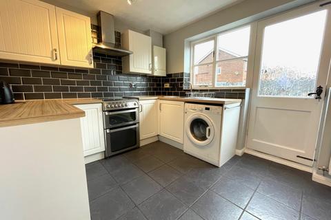 2 bedroom end of terrace house to rent, Stanley Park Court, Cheshire West and Chester