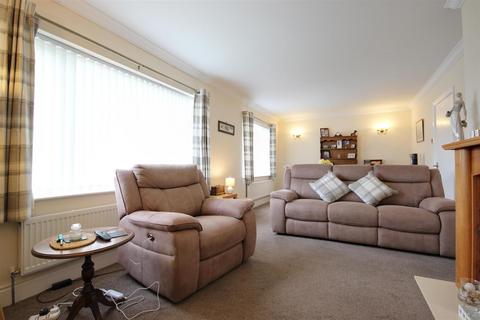45 Barley Gate, Leven, Beverley, HU17 5NT
