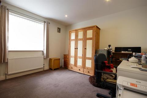 45 Barley Gate, Leven, Beverley, HU17 5NT