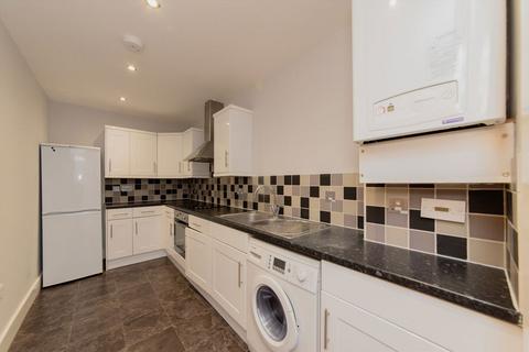 2 bedroom flat to rent, Waldrons Yard, Harrow HA2