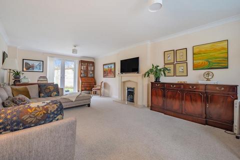 5 bedroom detached house for sale, Bicester,  Oxfordshire,  OX26