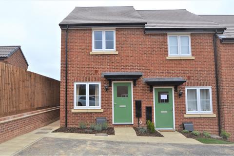 2 bedroom end of terrace house to rent, Wheat Close, Market Harborough LE16