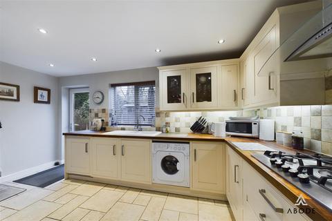 3 Manley Road, Lichfield, WS13 6TF