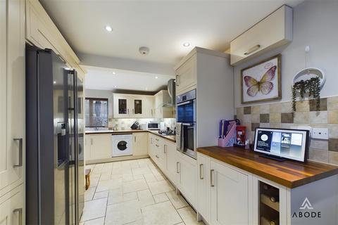 3 Manley Road, Lichfield, WS13 6TF