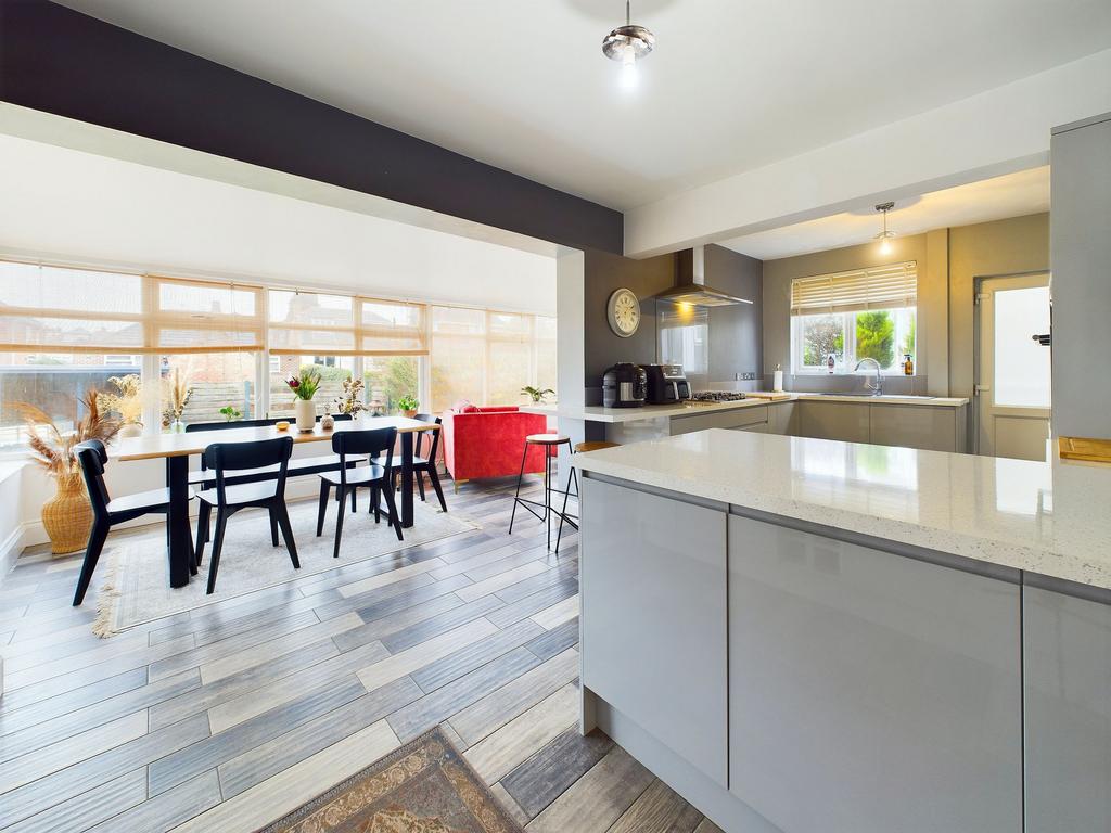 Open Plan Dining Kitchen/Family Area